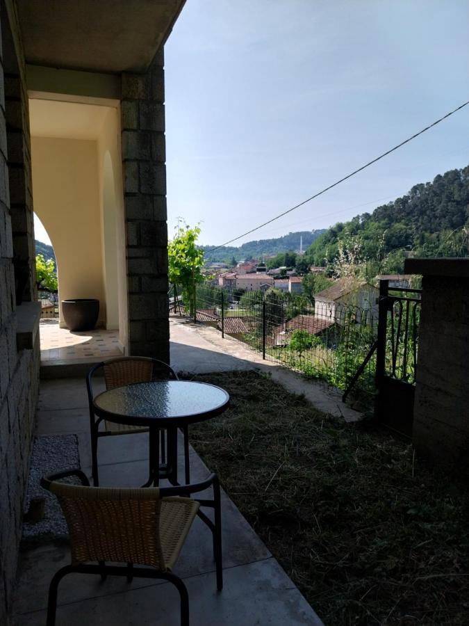 Appartement Sur Vals Les Bains Exteriör bild